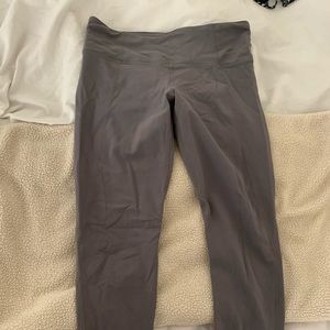 Athleta Salutation 7/8 Legging